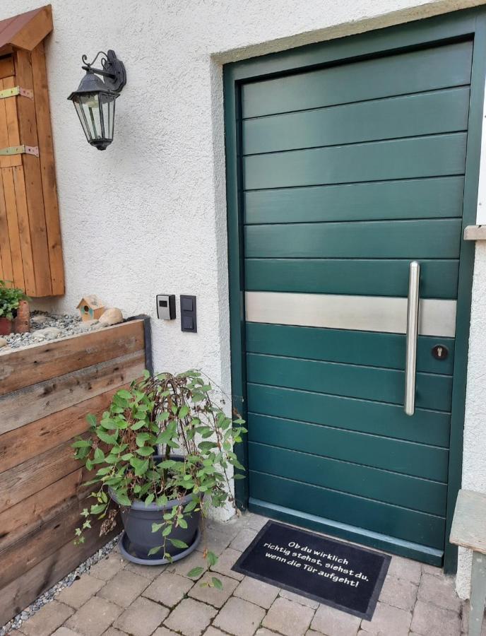 Schoene Einzimmer Wohnung Zwischen Bodensee Und Allgaeu Neukirch  Exterior foto